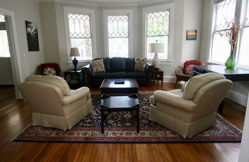 Cannonborough Elliotborough Apartment | Stay in Luxury. Eat,Shop W/ Locals- King Street 5 Blocks