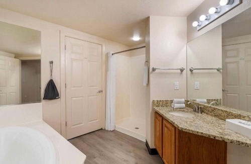 Pittman Center Hotel | Stay Steps from Nature in a Balcony Suite by Park Trails