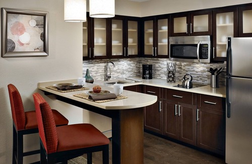 Auburn Hills Hotel | Staybridge Suites Auburn Hills by IHG
