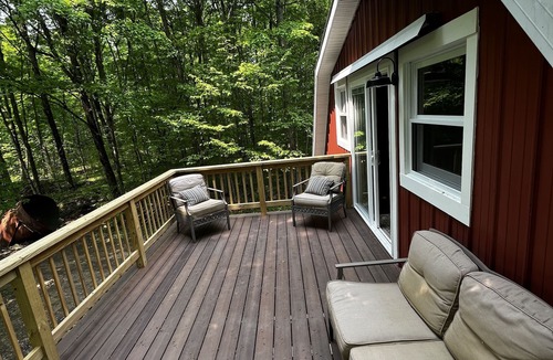 Elmira House | Step into Pure Michigan- Peaceful 60 Acres- 15 min from Boyne Mountain