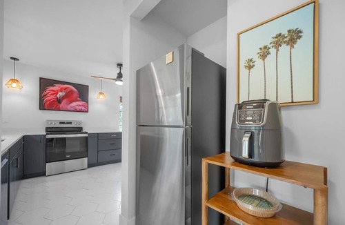 Englewood House | Steps to Beach | Pool + Hot Tub | 2025 Remodeled!