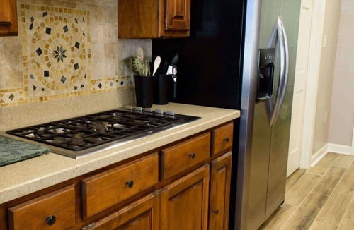 Hot Springs House | Steps to Oaklawn, minutes to downtown, lakes, more