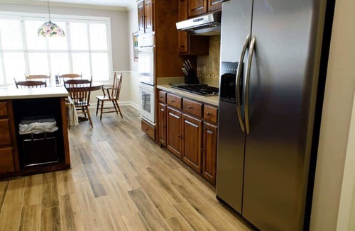 Hot Springs House | Steps to Oaklawn, minutes to downtown, lakes, more