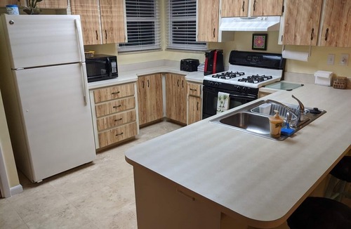New Smyrna Beach House | Steps to the Beach - Ocean view near restaurants, shops,Flagler Ave,