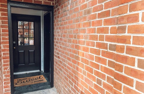 Downtown Apartment | Steps to VT Campus & Cassell Cozy Blacksburg Studio