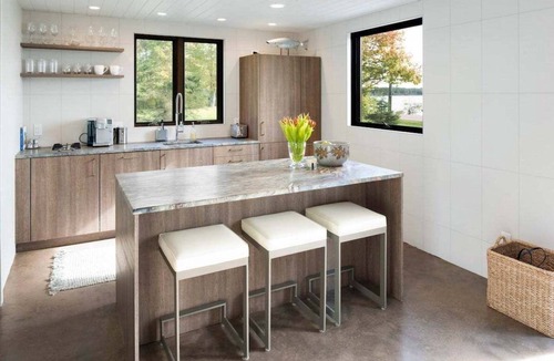 La Pointe House | Stone and Cedar Lodge