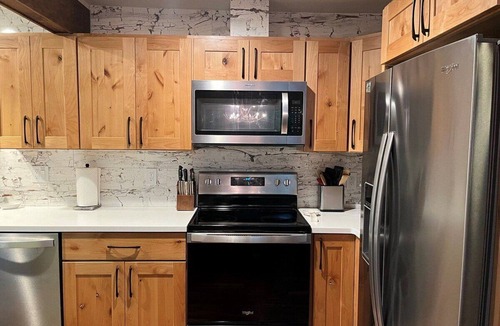 Fleetwood House | Stonecliff - River Access, Hiking Nearby, Wood Burning Fireplace, Game Room, Family Friendly