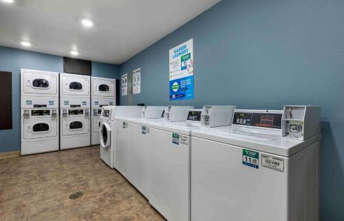 Shreveport Hotel | Studio 6 Extended Stay Shreveport Airport LA