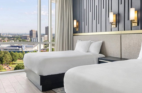Downtown Atlanta Resort | studio resort suite big-city living with a side of Southern charm