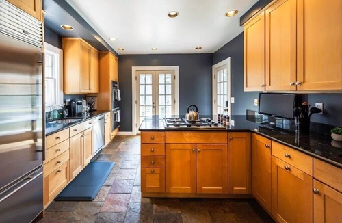 Birmingham House | Stunning 4BR Home - Walk to Downtown Birmingham!