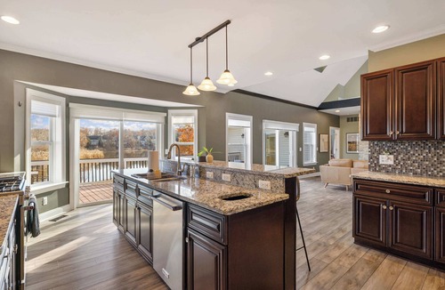 Clarkston House | Stunning 7,500sf Estate w/Gym, Hot Tub & More!
