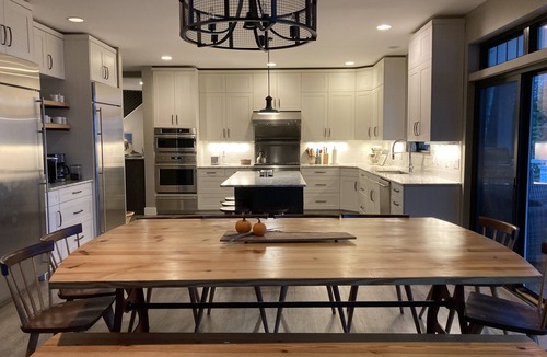 Charlevoix House | Stunning Beachfront Home, Sauna! Several days available in June & August 2026