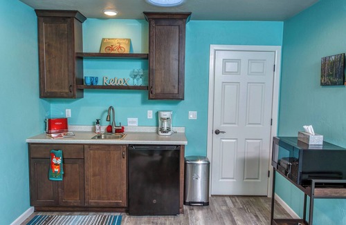 Baileys Harbor Apartment | Stunning Studio in Baileys Harbor! Muirfield Flat