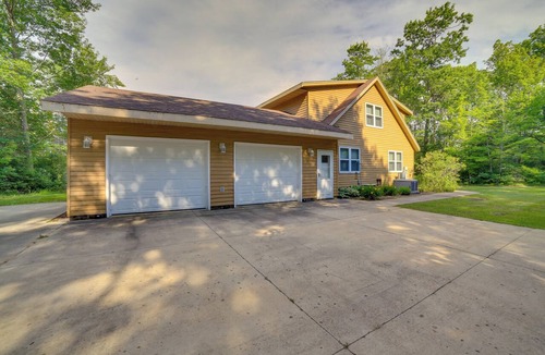 Garden House | Stunning Sunset Views! Lake Michigan Lodge