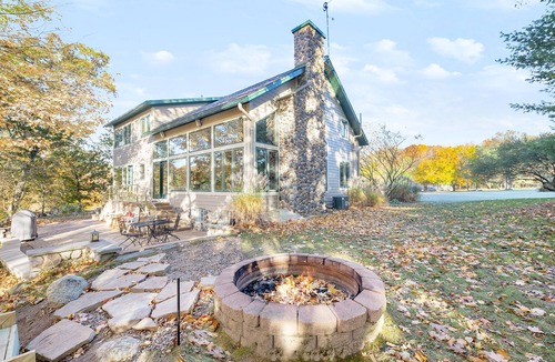 Alaska House | Stunning View Beautiful Home on the Thornapple River
