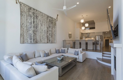 West End House | STUNNING West End Location Minutes to EVERYTHING! Sleeps 12 comfortably
