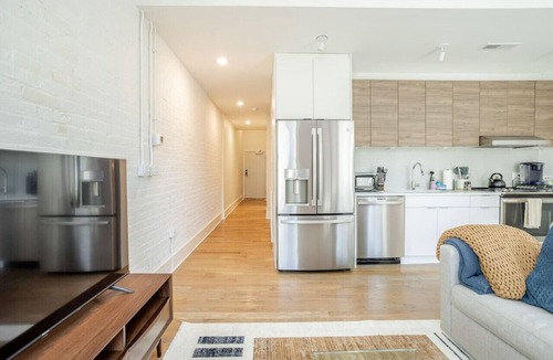 Central Business District Condo | Stylish Dtwn Condo w/King Bed by Kroger, Restaurants + Parking
