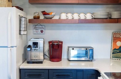 Wintergreen House | Stylish Mountain Retreat Close to Trails & Tastings