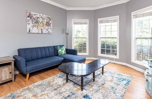Tucker House | Stylish Sanctuary on Place Ct