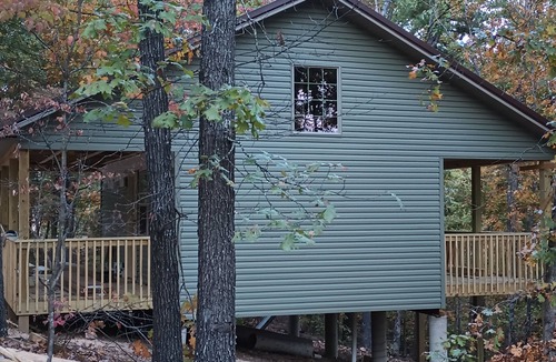Bruno Cabin | Sugar Pine Cabins Hummingbird Cabin