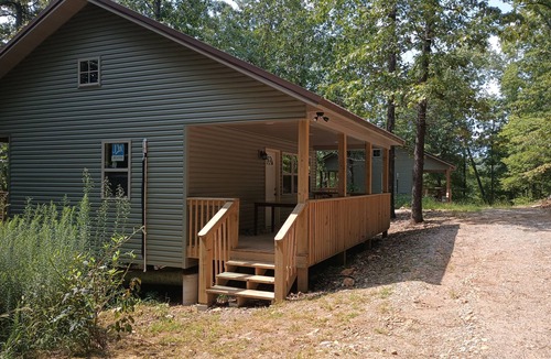 Bruno Cabin | Sugar Pine Cabins Hummingbird Cabin