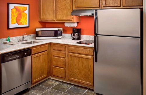 Bethlehem Hotel | Suite w/Complimentary Breakfast! | Coca-Cola Park - 2.4 miles away!