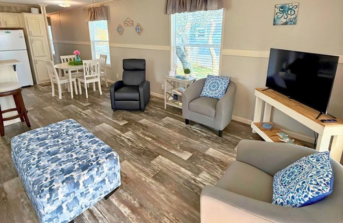 Navarre Cottage | Sum Beaches Paradise Cottage 6