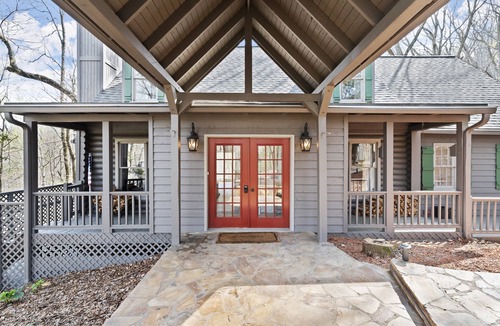 Big Canoe House | Summer specials - Five Bears in Big Canoe offers 6 beds, 3.5 baths, 8 guests