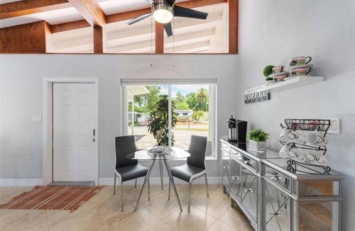 Sarasota House | Sun-Kissed Haven Quiet 3BR/2BA Sleeps 6