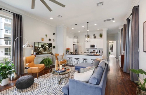 Bywater House | Sunny Midcentury Luxury Home | Near French Quarter