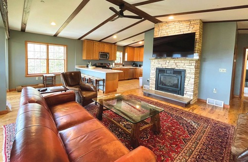 Snowshoe House | Sunrise 1 - Pet-Friendly, Ski-In/Ski-Out Townhome