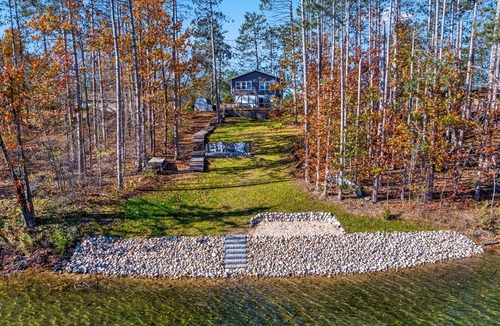 Gaylord House | Sunrise Cottage on Dixon: Ultimate Summer Lakefront Getaway on Dixon Lake