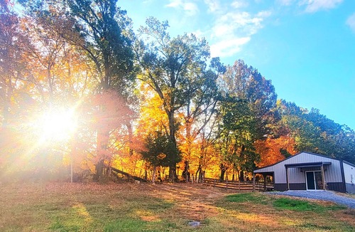 Readyville Cottage | Sunset Cottage Peaceful, Relaxing Luxury in the Country.