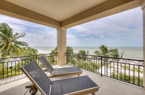 Mid Island House | Sunset Siesta by Sun Palace Vacations