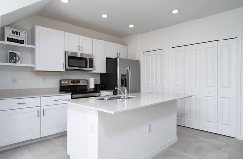 River Hall House | Sunshine State of Mind!