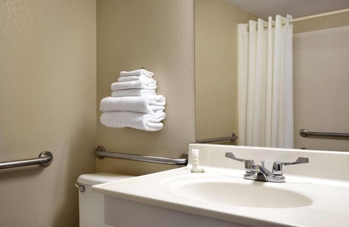 Carbondale Hotel | Super 8 by Wyndham Carbondale
