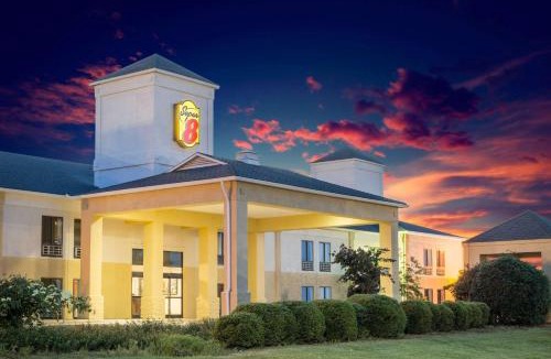 Clemmons Hotel | Super 8 by Wyndham Clemmons - Bermuda Run - Winston-Salem I-40