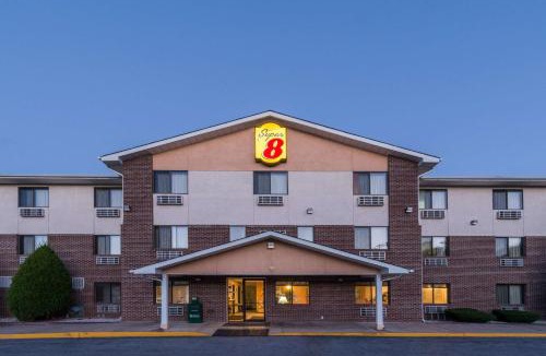 Front Royal Hotel | Super 8 by Wyndham Front Royal Near Shenandoah National Park