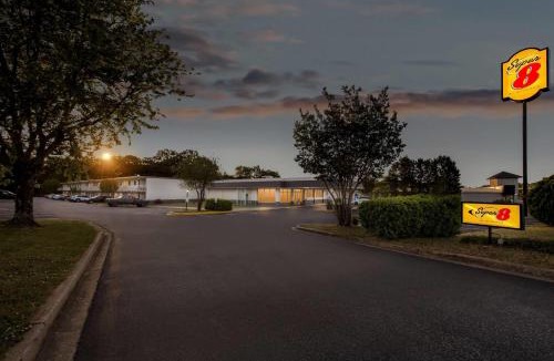 Gaffney Hotel | Super 8 by Wyndham Gaffney