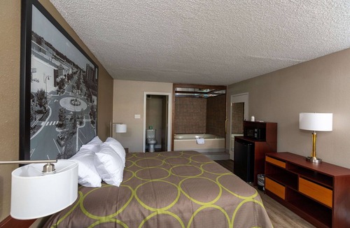 Goldsboro Hotel | Super 8 by Wyndham Goldsboro