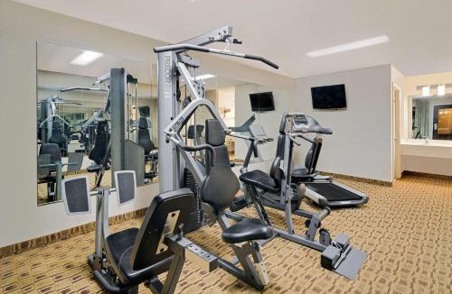 Hermitage Hotel | Super 8 by Wyndham Hermitage Nashville