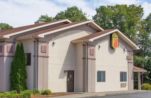 Lewisburg Hotel | Super 8 by Wyndham Lewisburg