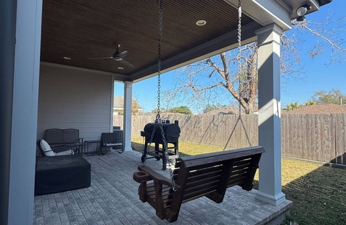 Bonnabel Place House | SUPER BOWL- 10 min from Superdome - 3b 2bath SPACIOUS - can fit airmattresses!