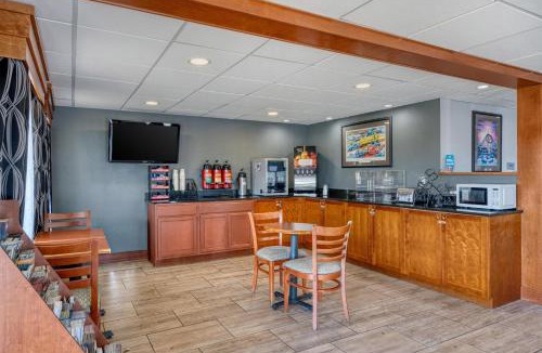 Bowling Green Hotel | SureStay Hotel by Best Western Bowling Green North