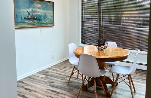 North Muskegon House | Surf Shack- North Muskegon Oasis