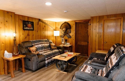 Waterfall House | Surrounded by Nature - Frog Hollow Cabin & Bunk Room: Hot Tub | Fire Pit | Grill