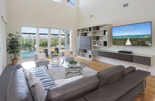 Peninsula Point House | SW Cape Coral Vacation Rental Direct Access 5 bedroom 4.5 bathroom Pool & Dock - Sunset Hideaway
