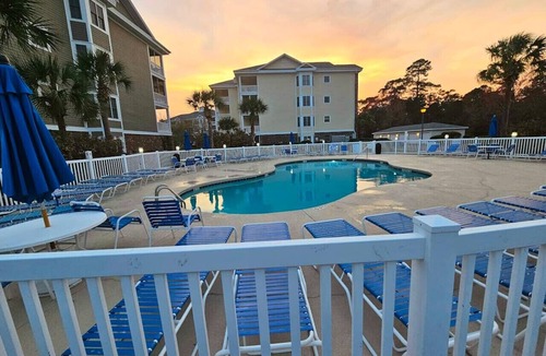 Central Myrtle Beach Apartment | Sweet Magnolias | Beach Escape Near Top Courses