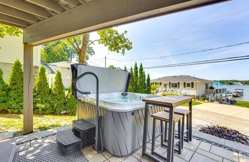 Clarklake Apartment | Swim & Fish! Lakefront Apt w/Hot Tub & Grill!