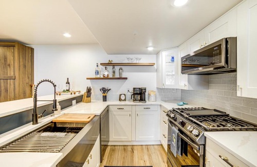 Clarklake Apartment | Swim & Fish! Lakefront Apt w/Hot Tub & Grill!